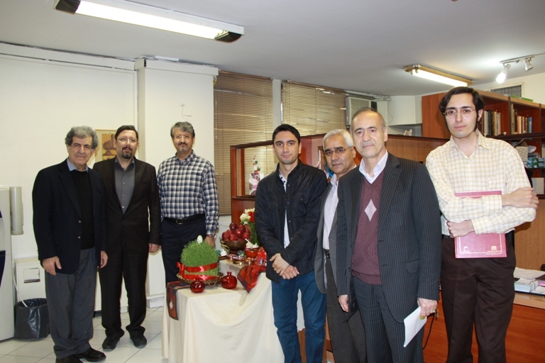 از راست: احسان شواربی، محمدحسین ساکت، منصور صفت گل، سپهر صفت گل، اکبر ایرانی، هومن یوسفدهی و بهرام گرامی