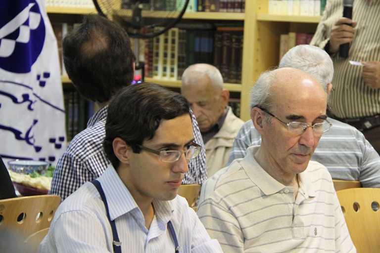 از راست: دکتر علی اشرف صادقی و احسان شواربی