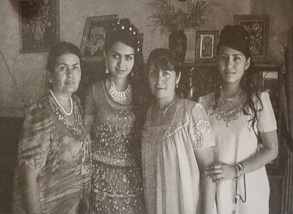 فرزانه خجندی
