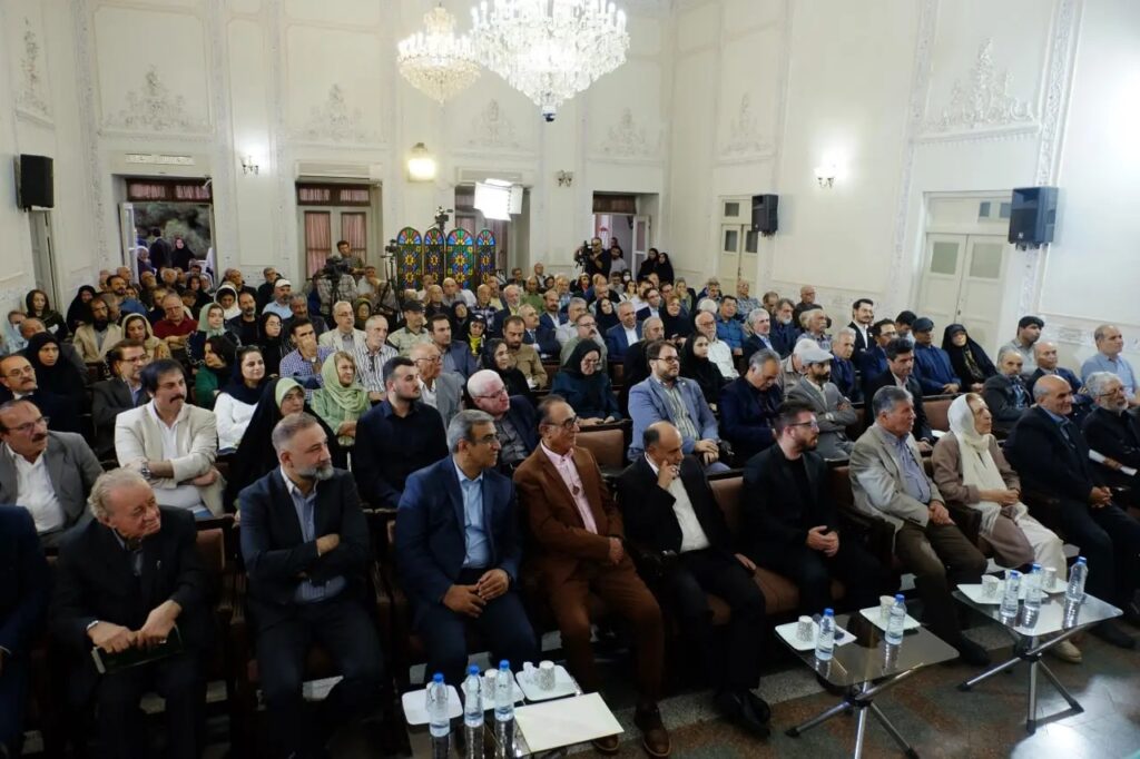 محمدجعفر یاحقی