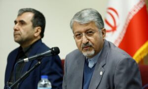 اکبر ایرانی