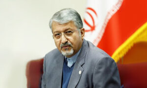 اکبر ایرانی