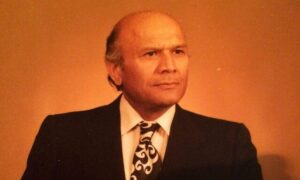 غلامحسین یوسفی 5